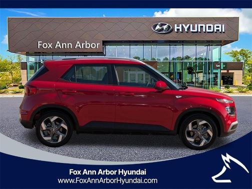 2022 Hyundai VENUE SEL