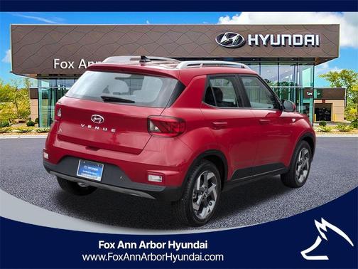 2022 Hyundai VENUE SEL