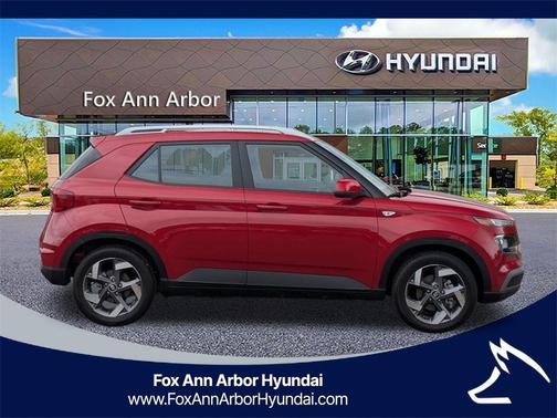 2022 Hyundai VENUE SEL