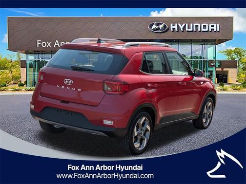 2022 Hyundai VENUE SEL