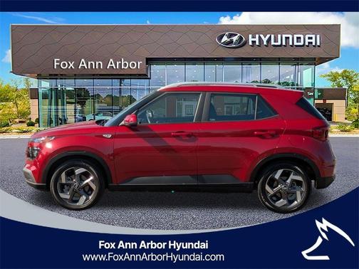 2022 Hyundai VENUE SEL