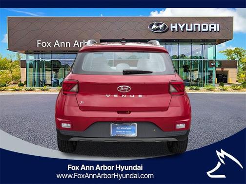 2022 Hyundai VENUE SEL