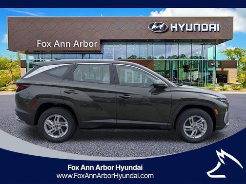 Green 2026 Hyundai TUCSON SE