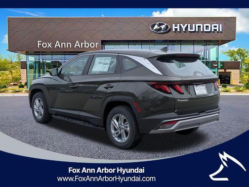 Green 2026 Hyundai TUCSON SE