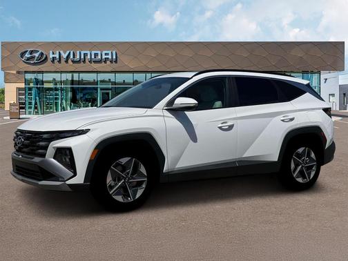 White Pearl 2026 Hyundai TUCSON SEL Premium
