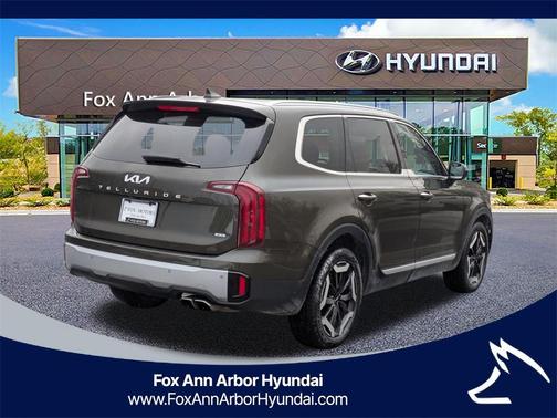 2023 Kia Telluride S