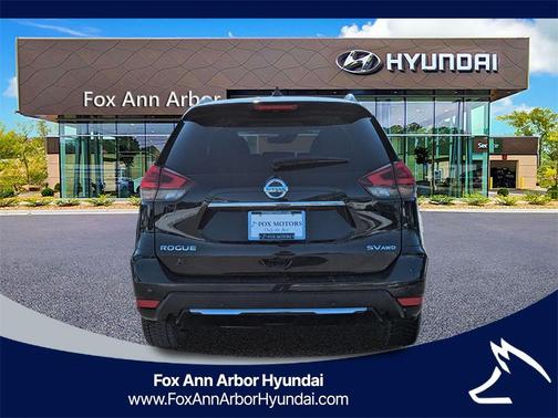 2020 Nissan Rogue SV