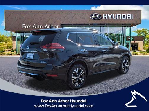 2020 Nissan Rogue SV