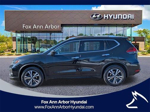 2020 Nissan Rogue SV