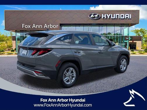 Hampton Gray 2026 Hyundai TUCSON SE