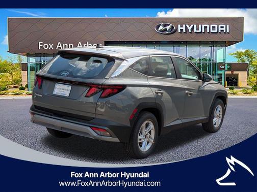 Hampton Gray 2026 Hyundai TUCSON SE