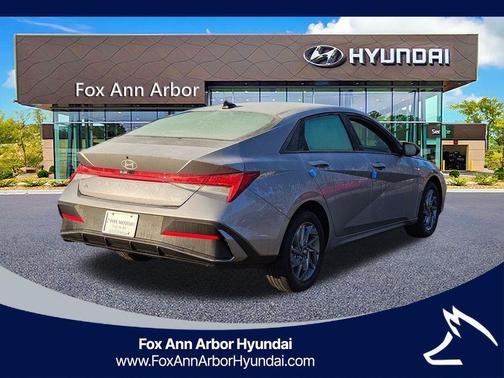 Metal 2026 Hyundai ELANTRA HEV Blue