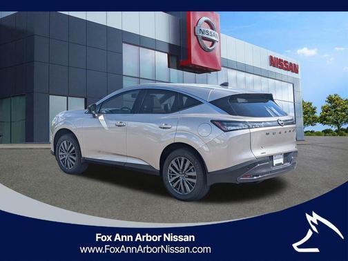 Champagne Silver 2026 Nissan Murano SL