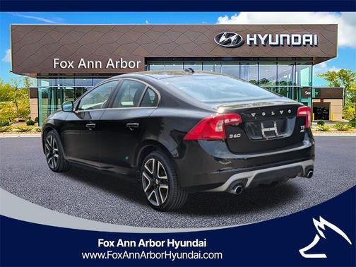 2017 Volvo S60 T5 Dynamic