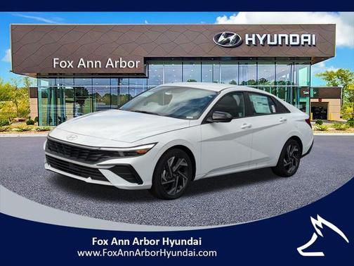 2025 Hyundai ELANTRA HEV SEL Sport
