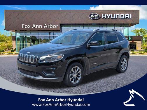 Diamond Black 2019 Jeep Cherokee Latitude Plus