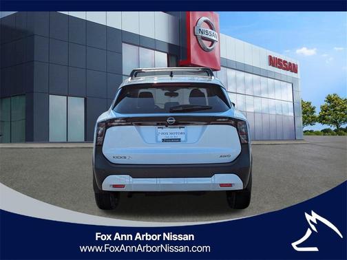 2026 Nissan Kicks SV