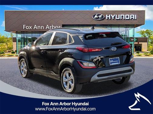 2023 Hyundai KONA SEL