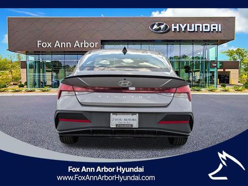 Metal 2025 Hyundai ELANTRA SEL Sport