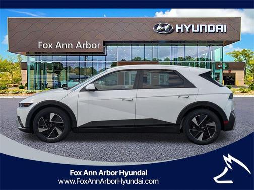 2025 Hyundai IONIQ 5 SE