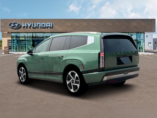 Green 2026 Hyundai IONIQ 9 Performance Calligraphy