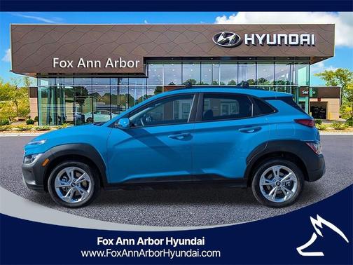 2023 Hyundai KONA SEL