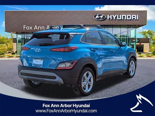 2023 Hyundai KONA SEL