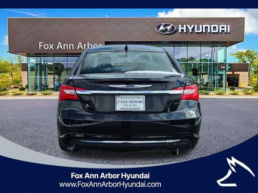 2012 Chrysler 200 Touring