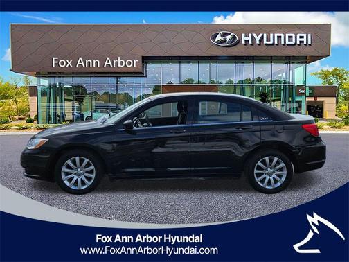 2012 Chrysler 200 Touring