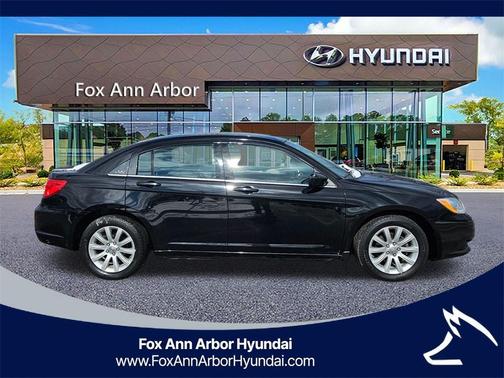 2012 Chrysler 200 Touring