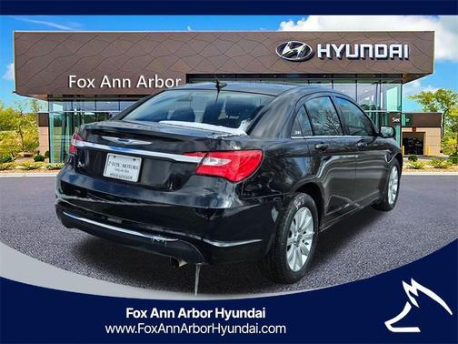 2012 Chrysler 200 Touring