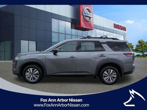 Gun Metallic 2026 Nissan Pathfinder SL