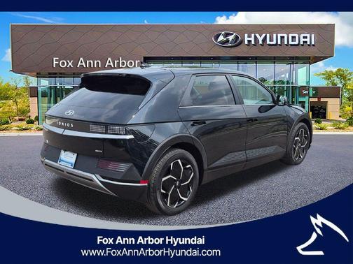Black 2023 Hyundai IONIQ 5 SEL