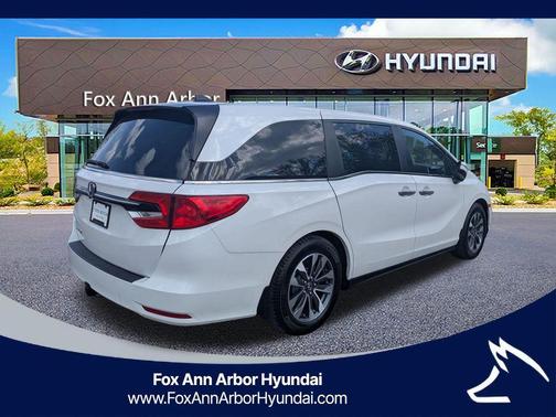 White 2023 Honda Odyssey EX-L