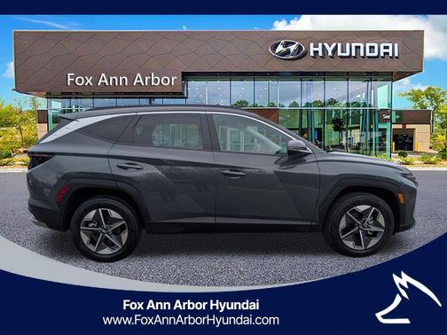 Gray 2025 Hyundai TUCSON SEL Convenience