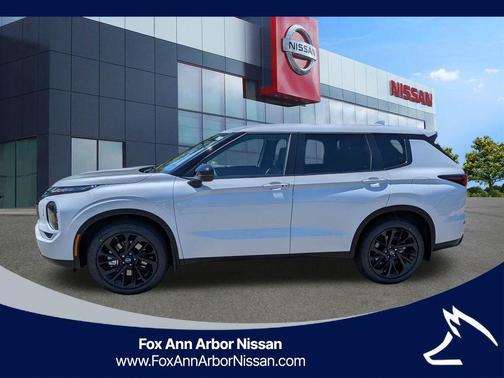 Alpine Frost 2026 Nissan Rogue SL