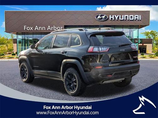 2020 Jeep Cherokee Trailhawk