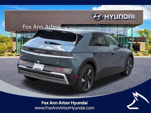 2025 Hyundai IONIQ 5 SE