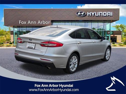 2020 Ford Fusion SE