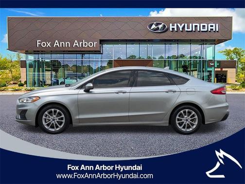 2020 Ford Fusion SE