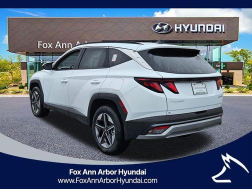 2026 Hyundai TUCSON Hybrid SEL