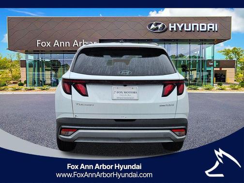 2026 Hyundai TUCSON Hybrid SEL