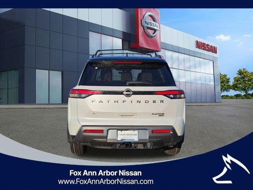 2026 Nissan Pathfinder Platinum