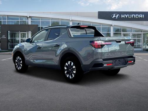 2025 Hyundai SANTA CRUZ SEL Activity