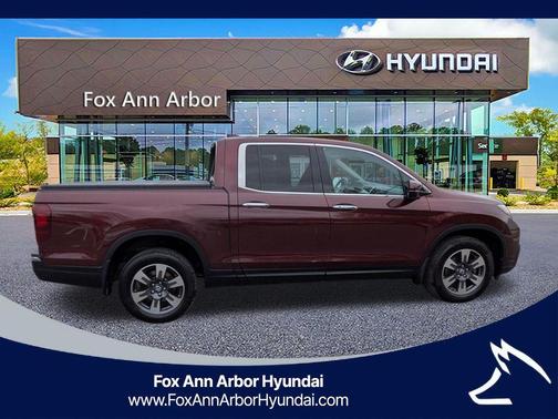 Deep Scarlet Pearl 2017 Honda Ridgeline RTL-E