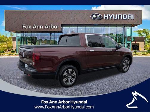Deep Scarlet Pearl 2017 Honda Ridgeline RTL-E