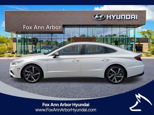 2022 Hyundai SONATA SEL Plus