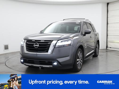 2022 Nissan Pathfinder Platinum
