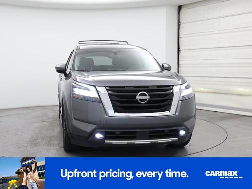 2022 Nissan Pathfinder Platinum