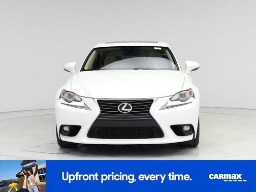 2016 Lexus IS 200t Base (A8)